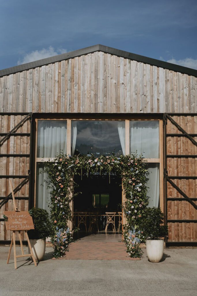 LN Wedding at The White Barn 12